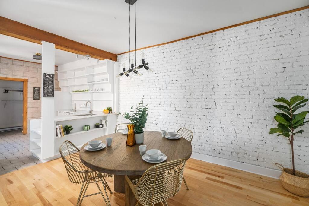 Apartmán Chic Mile-End 3Br Getaway - Free Parking, Sleeps 8 Montreal Exteriér fotografie